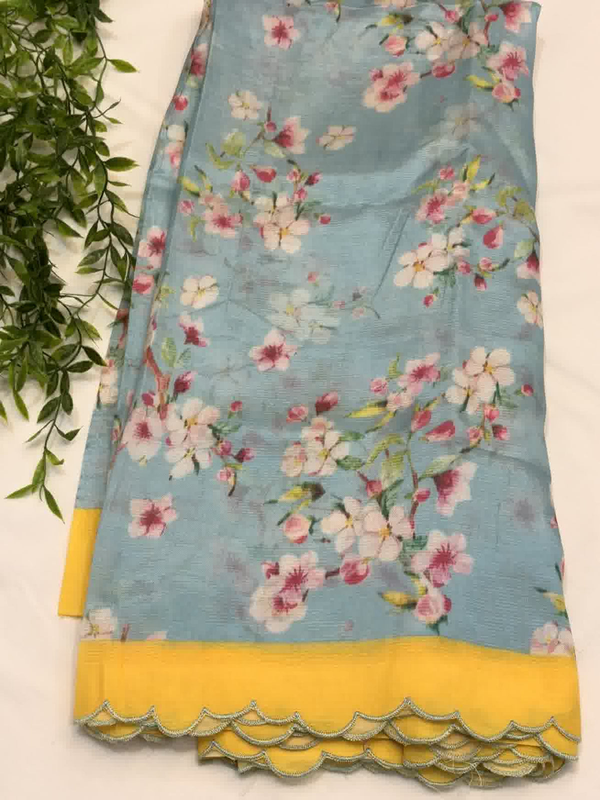 Sky blue Floral Printed Mangalgiri Saree with Scalloped Border