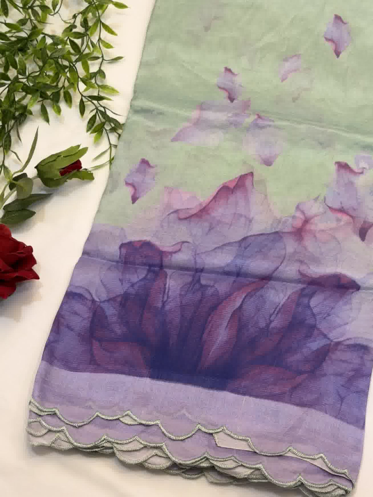 Lavendar and pista green Floral Printed Mangalgiri Saree with Scalloped Border