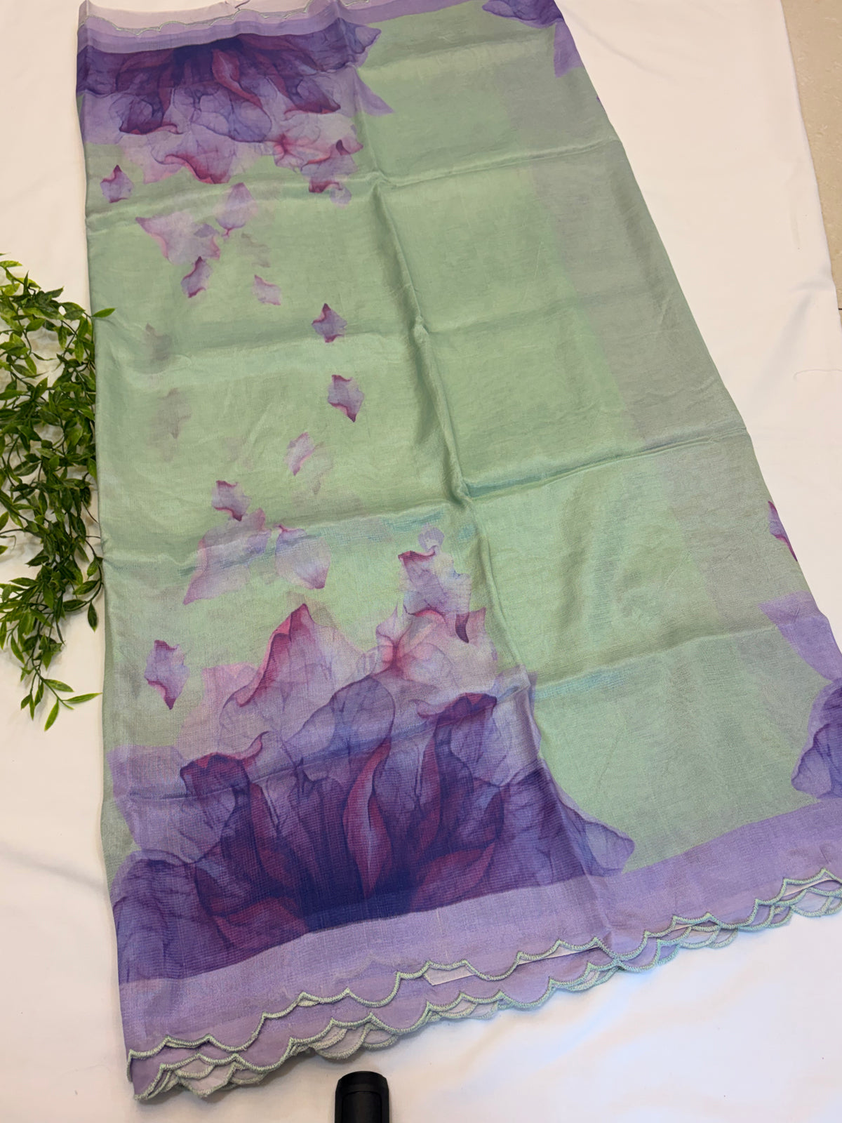 Lavendar and pista green Floral Printed Mangalgiri Saree with Scalloped Border