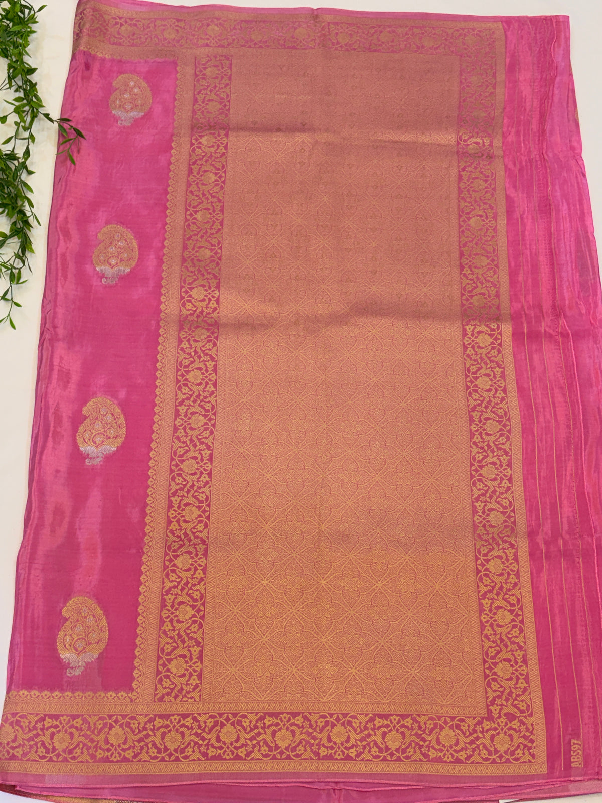 Pink mango silk Saree with Gold Paisley Weaving