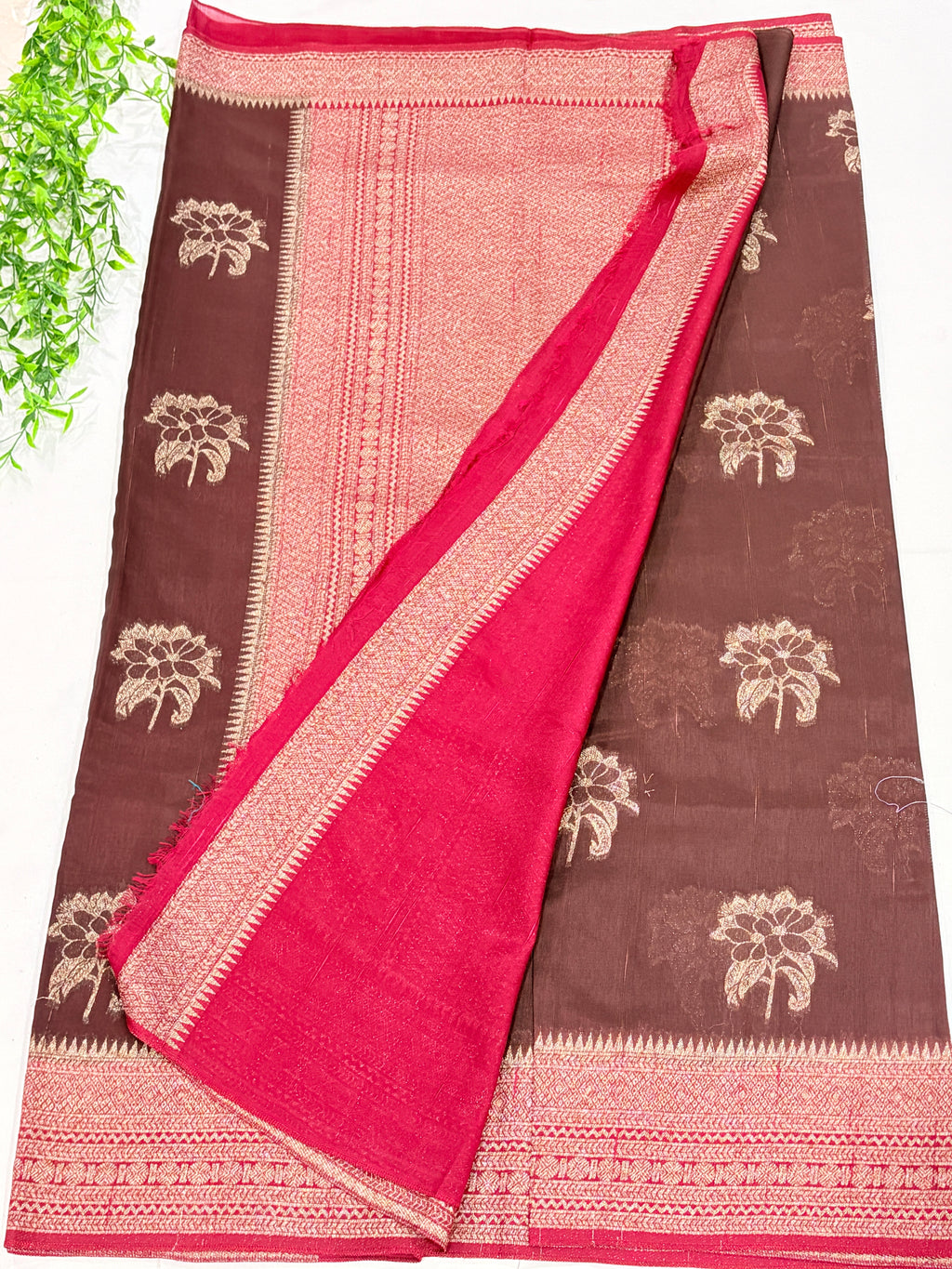 Brown Tussar Saree with Floral Gold Motifs